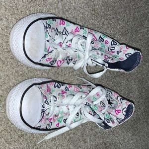 Girls converse